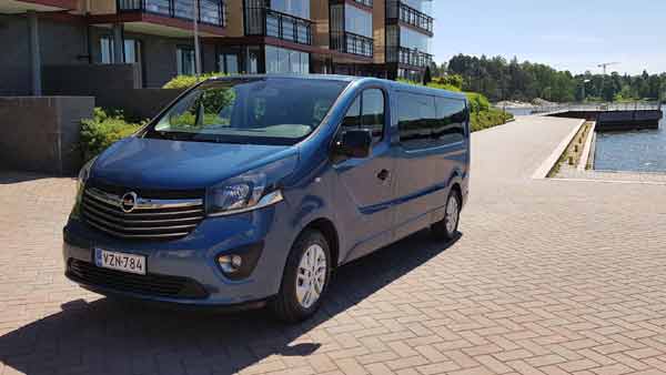 Järagroupin-auto-EDESTÄ-VASEN